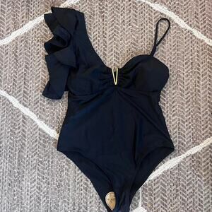 Ruffle strap one piece swimsuit